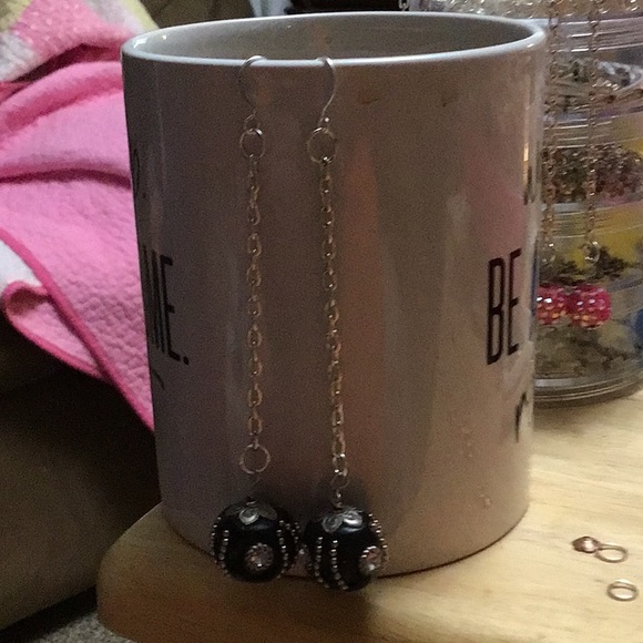 Large black and silver bead on silver metal chain .. fish hook earrings - Picture 2 of 4